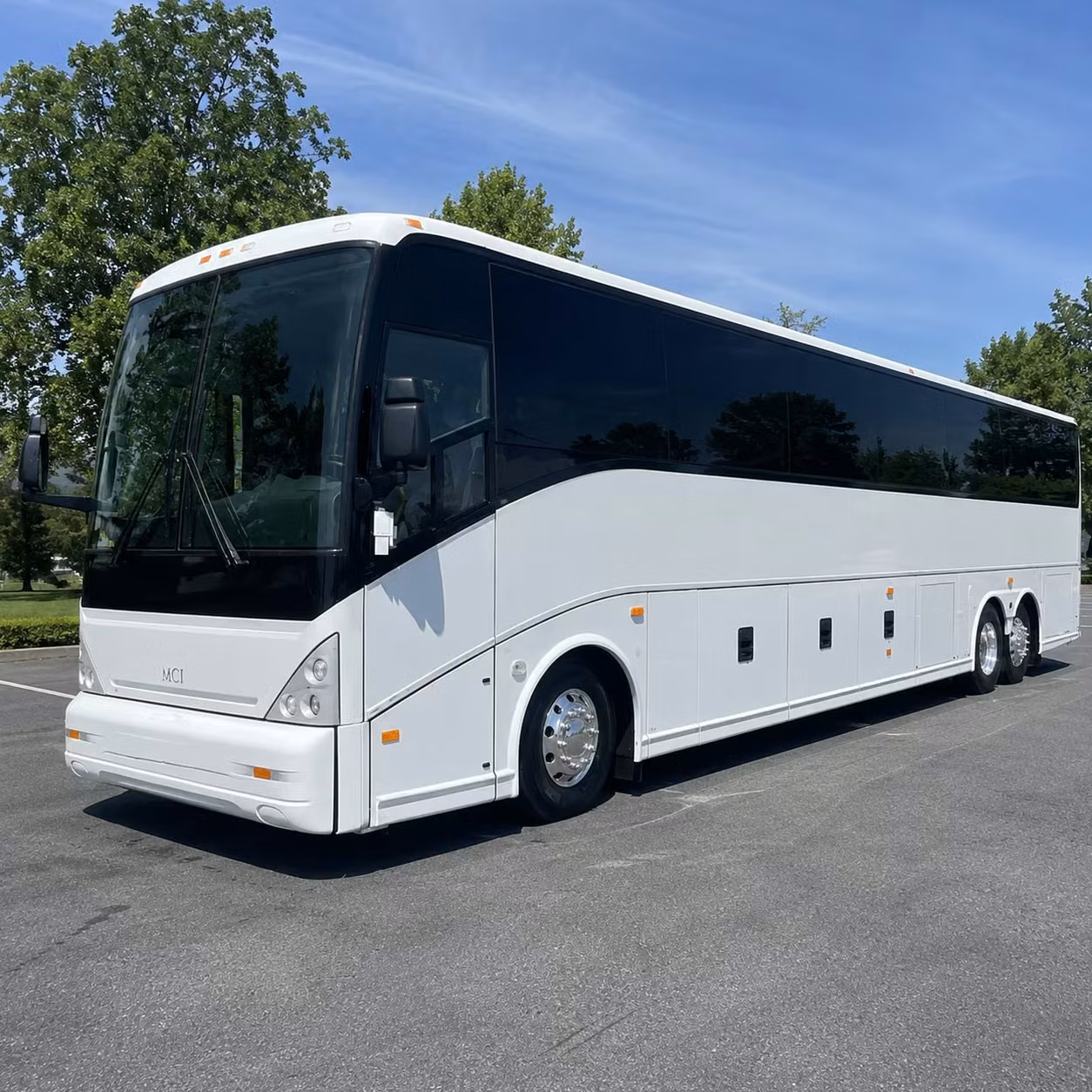 bus rental options for miramar trips