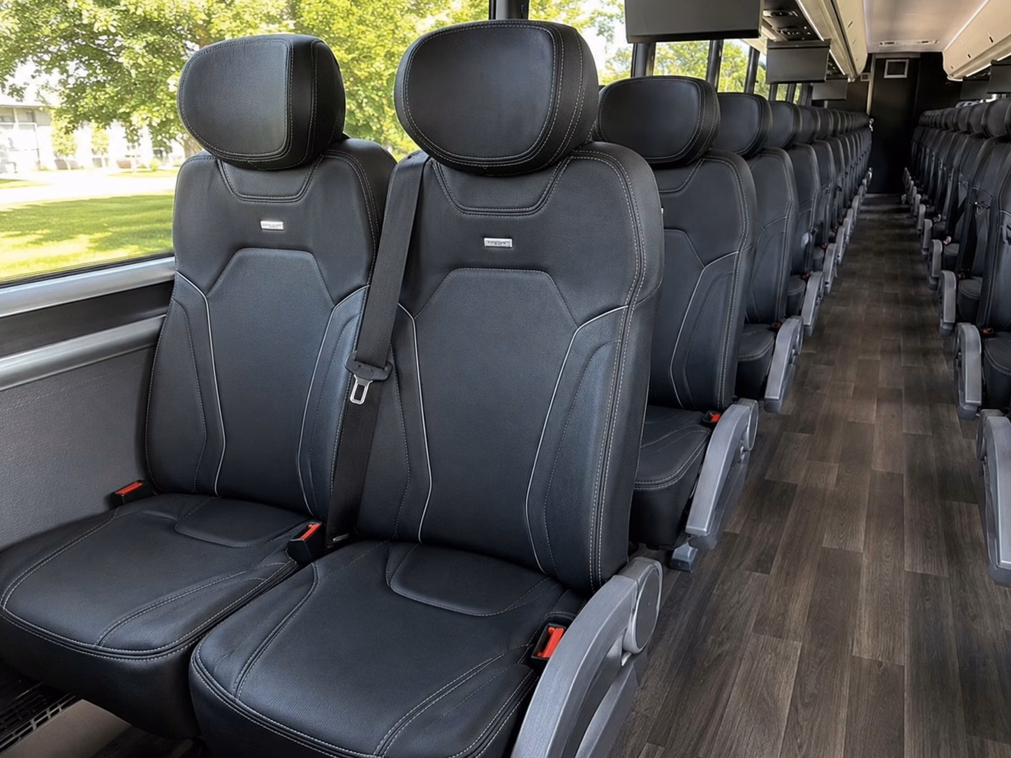 shuttle guests between miramar hotels and your wedding venue without the headache